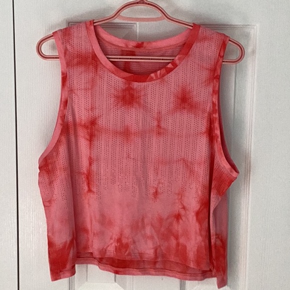 Lululemon Train to Be Tank Top - Picture 1 of 4